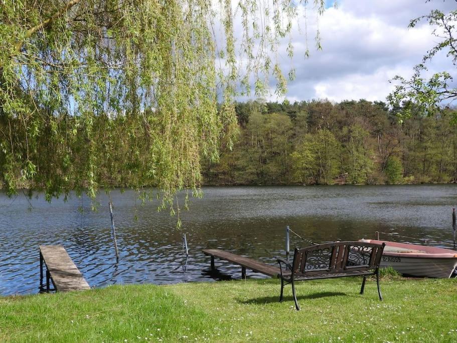 Dachwohnung Mit Wasserblick Und Eigenem Bootssteg Berlim Exterior foto